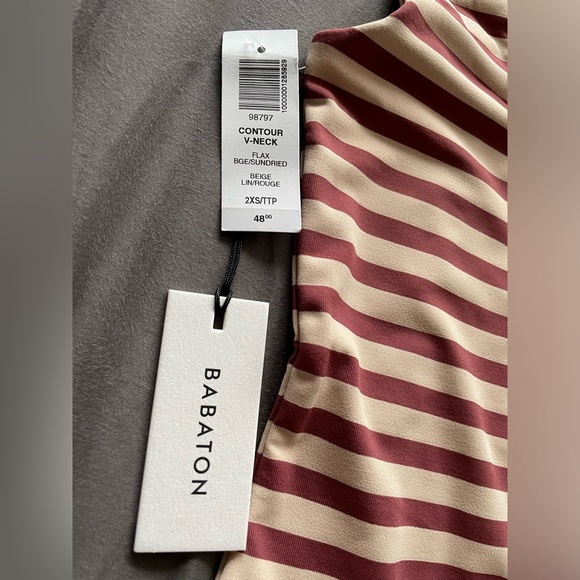 Babaton contour v-neck - Picture 4 of 4